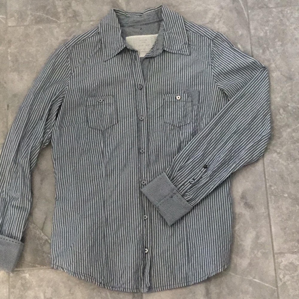 Women’s Blue Striped Shirt